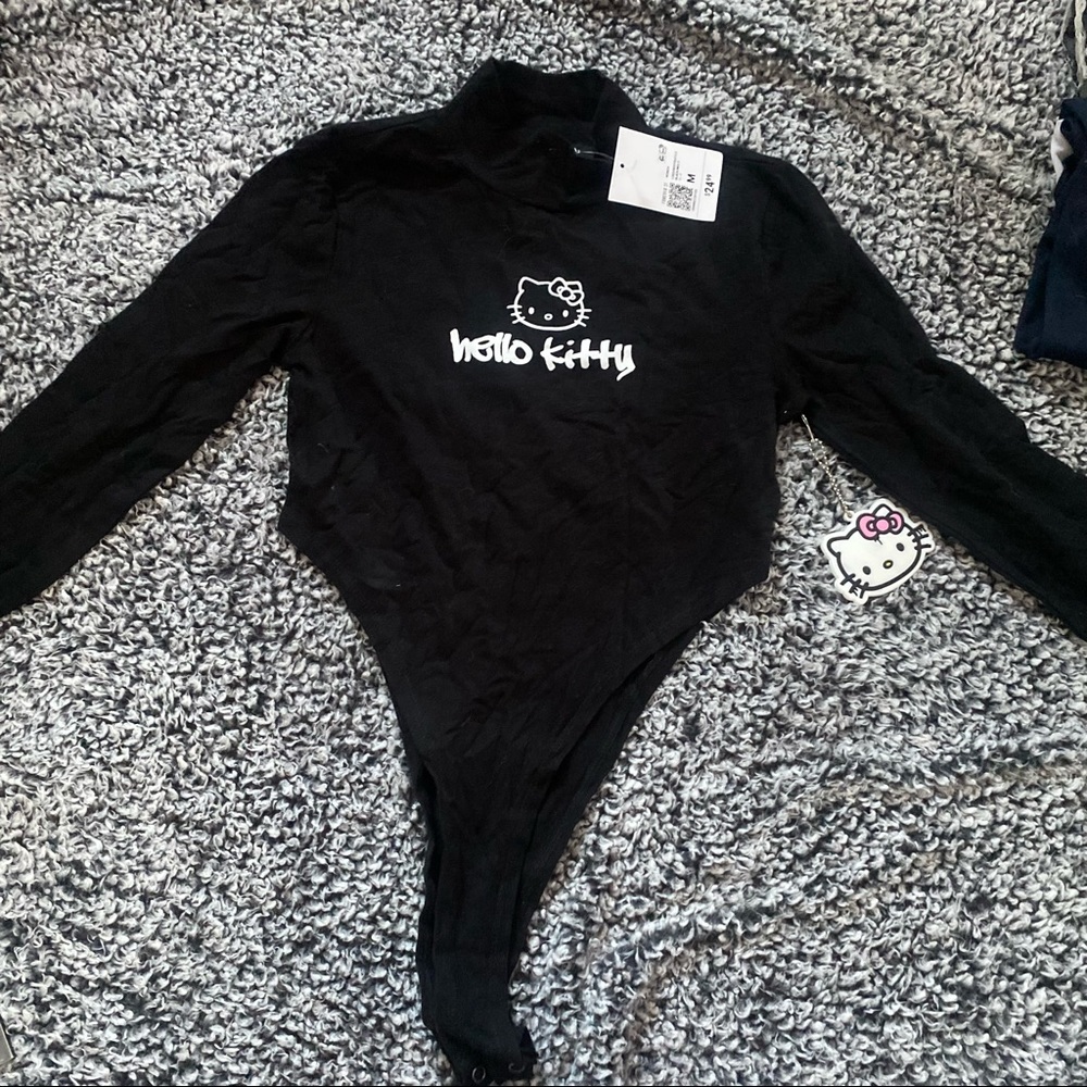 Hello Kitty x Forever 21 Black Logo Bodysuit Brand New w/Tags & Keychain